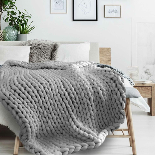 Blanket Chunky, thick, grey