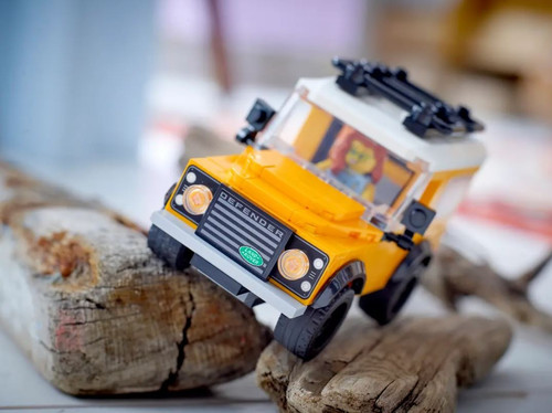 LEGO Creator Land Rover Classic Defender 8+