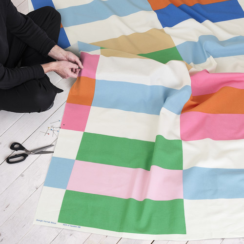 KLIBBKORSÖRT Pre-cut fabric, multicolour/stripe, 150x300 cm