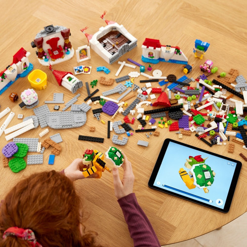 LEGO Super Mario Peach’s Castle Expansion Set 8+